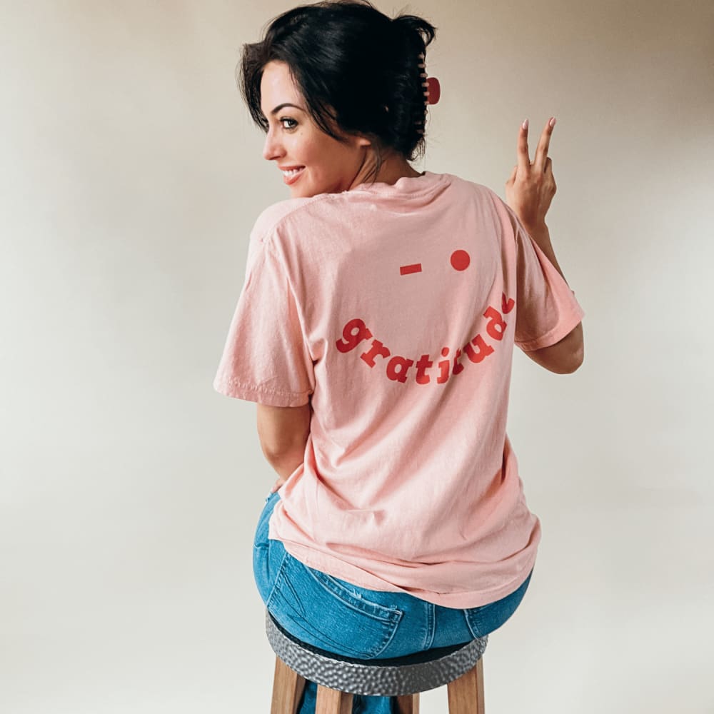 Gratitude Smiley Tee - Mommy Apparel