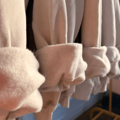 5 STAR! Neutral Island Scene Sweatshirt - Dust