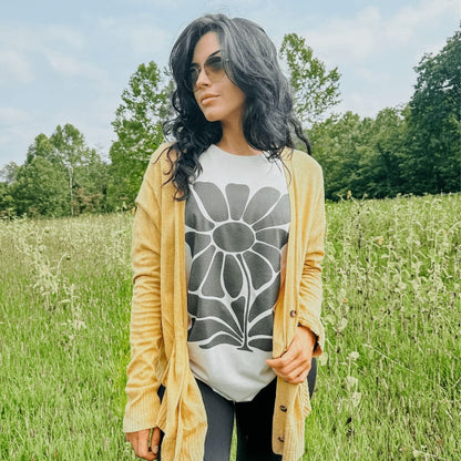 Black Retro Flower Tee - Mommy Apparel