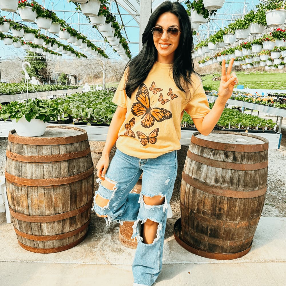Butterflies Tee - Mommy Apparel