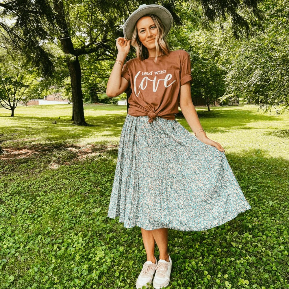 Lead with Love Tee - Mommy Apparel