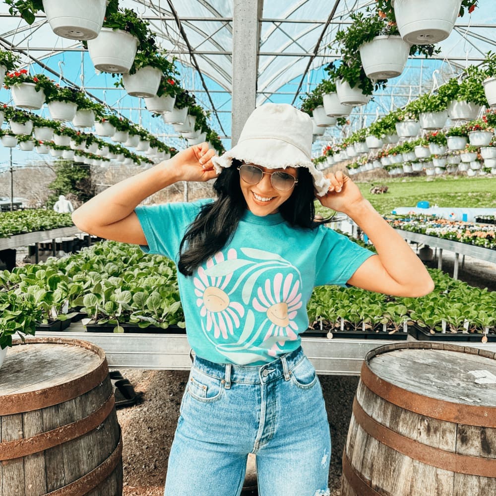 Smiley Flowers Tee - Mommy Apparel