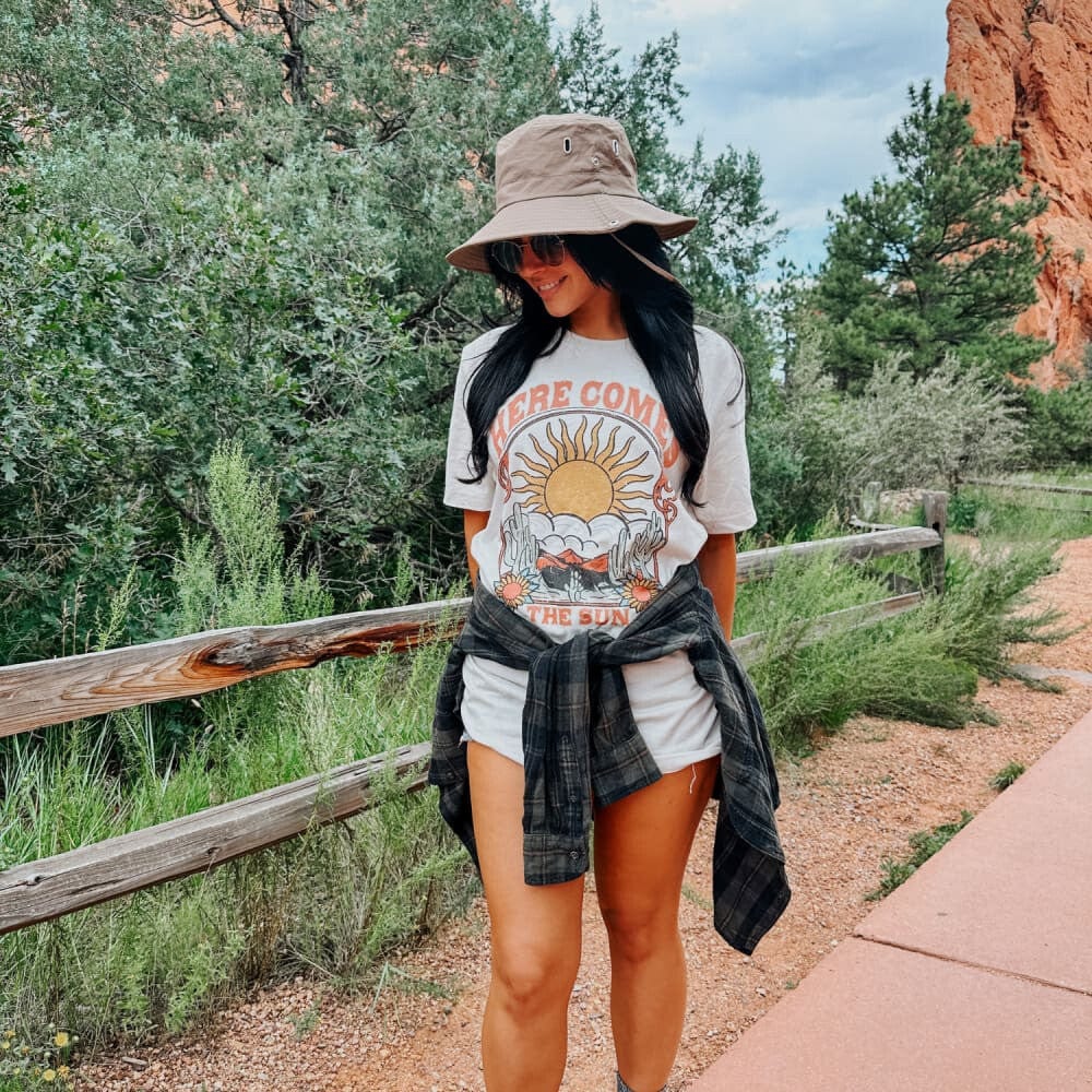 Vintage Here Comes The Sun Tee - Mommy Apparel